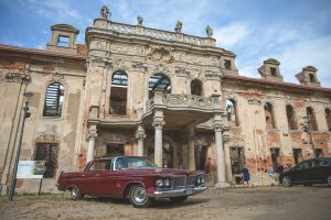 Read more about the article Pałac Goszcz i zlot starych pojazdów