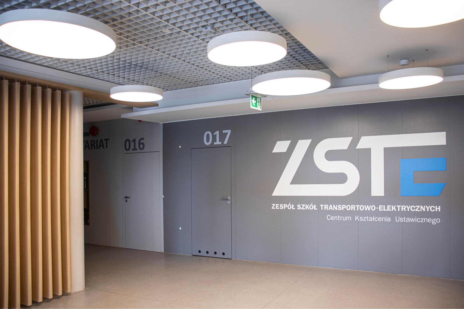 Read more about the article Galeria odnowionych budynków Zespołu Szkół Transportowo-Elektrycznych